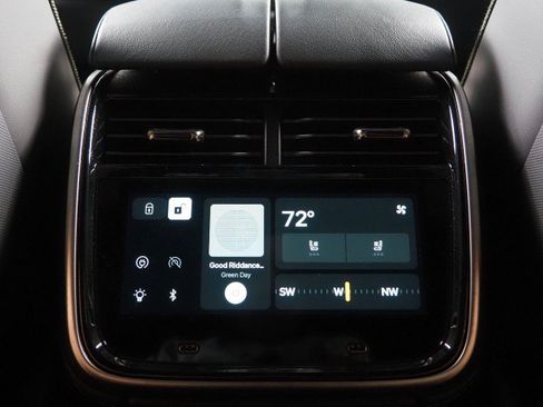 Used 2024 Rivian R1S AWD Adventure image 27