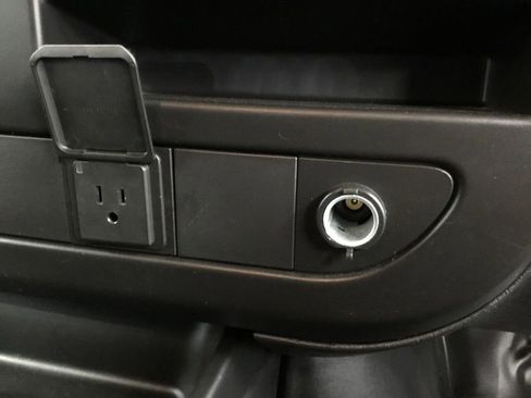 Used 2023 GMC Savana 2500 w/ Driver Convenience Package image 23