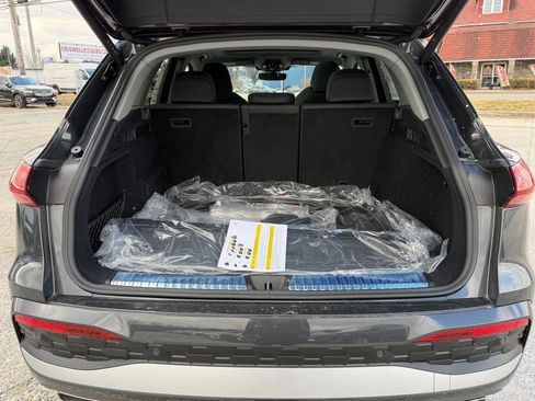 New 2025 Audi Q5 Premium Plus image 14
