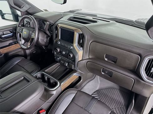 Used 2022 Chevrolet Silverado 2500 High Country w/ Z71 Off-Road Package AWD/4WD image 32