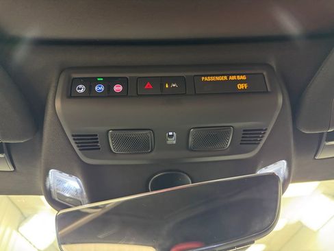 Used 2024 Chevrolet Corvette Stingray Coupe w/ Z51 Performance Package image 34