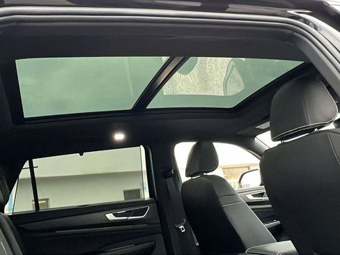 New 2026 Volkswagen Atlas Cross Sport SEL image 14