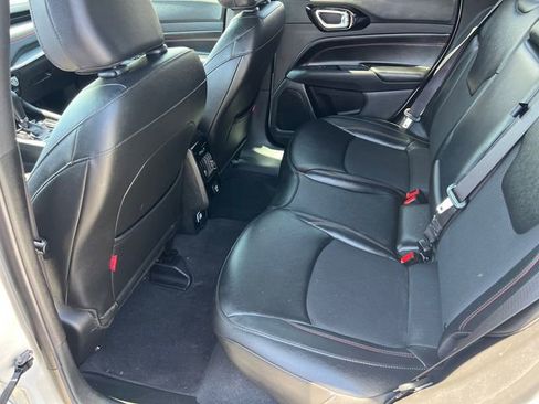 Certified 2025 Jeep Compass Trailhawk AWD/4WD image 23