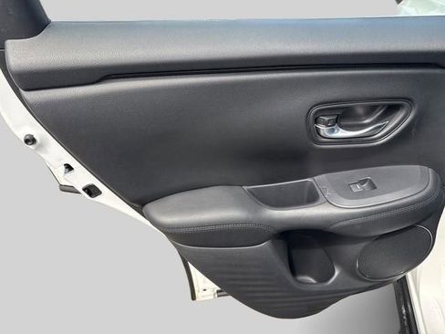 Certified 2024 Honda HR-V LX image 13