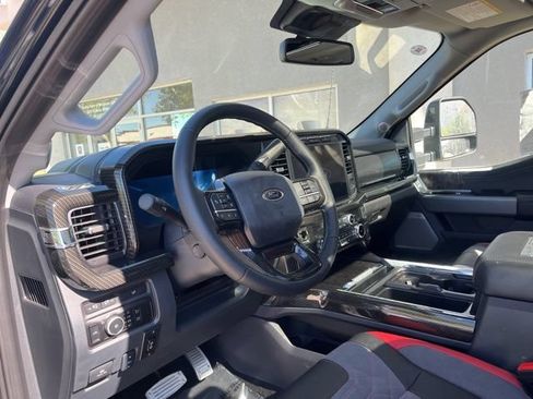 New 2024 Ford F250 Lariat w/ Lariat Ultimate Package AWD/4WD image 31