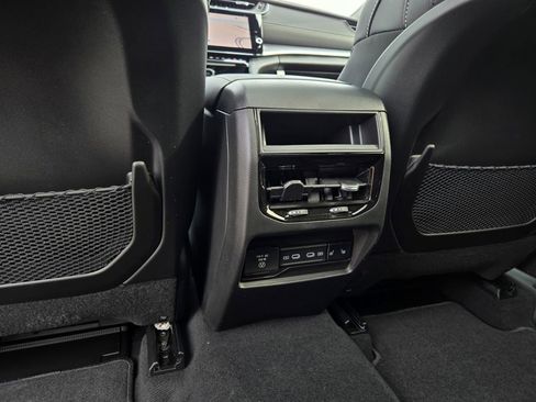 New 2026 Jeep Grand Cherokee Limited w/ Limited Altitude Package AWD/4WD image 29