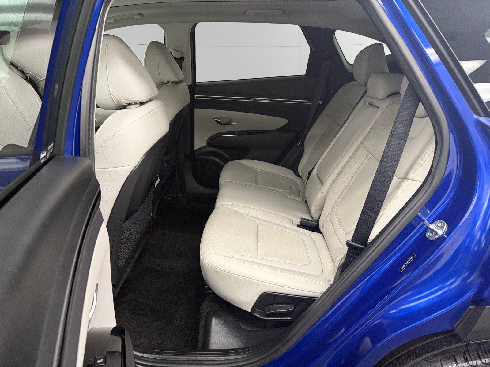 Used 2023 Hyundai Tucson Limited AWD/4WD image 13