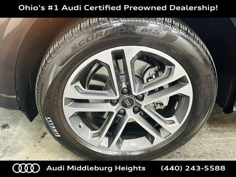 Certified 2025 Audi Q5 Premium AWD/4WD image 32