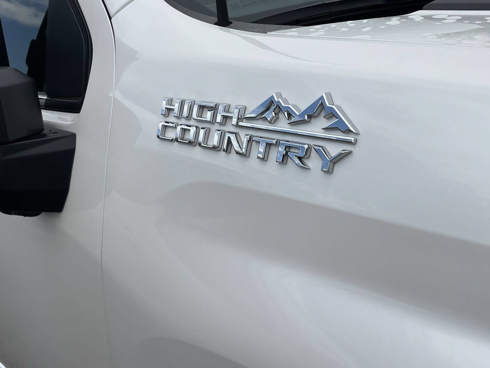 Certified 2025 Chevrolet Silverado 3500 High Country w/ High Country Premium Package AWD/4WD image 4