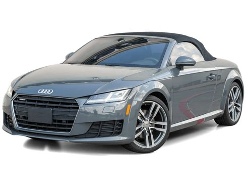 Used 2017 Audi TT 2.0T w/ Technology Package image 4