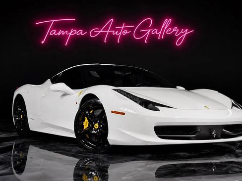 Used 2010 Ferrari 458 Italia Coupe RWD image 1