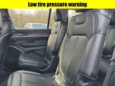 Used 2023 Jeep Grand Cherokee L Limited image 24