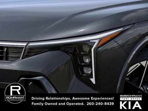 New 2025 Kia K4 GT-Line image 11