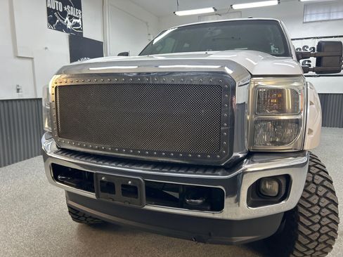 Used 2012 Ford F350 Lariat w/ FX4 4X4 Off-Road Pkg image 2
