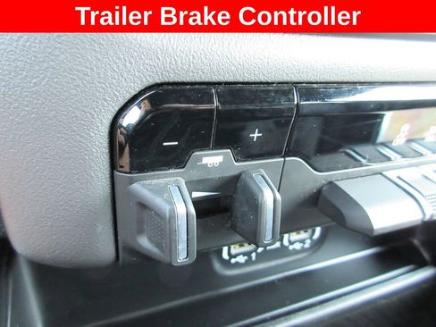 Used 2022 RAM 1500 Laramie w/ Sport Appearance Package AWD/4WD image 18