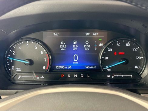 Used 2021 Ford Explorer XLT w/ Equipment Group 202A RWD image 18