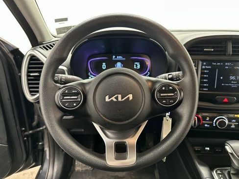 Used 2023 Kia Soul LX w/ Option Group 015 image 7