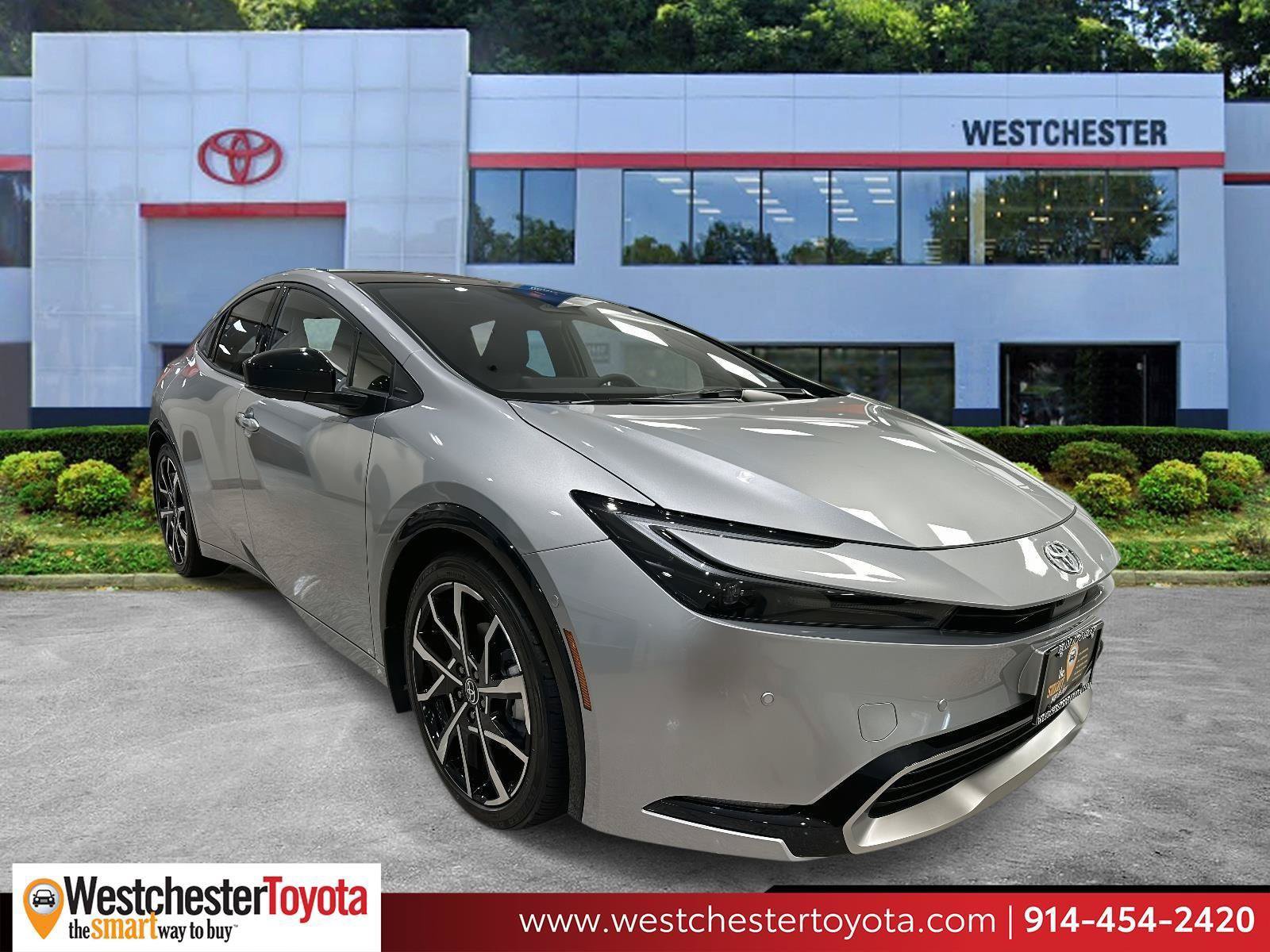 Used 2025 Toyota Prius Plug-In Hybrid w/ Limited Premium Package FWD image 1