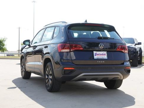 Used 2023 Volkswagen Taos S FWD image 6