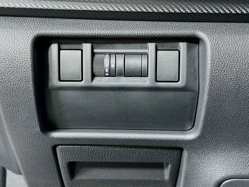 Certified 2024 Subaru Crosstrek 2.0i Premium image 10