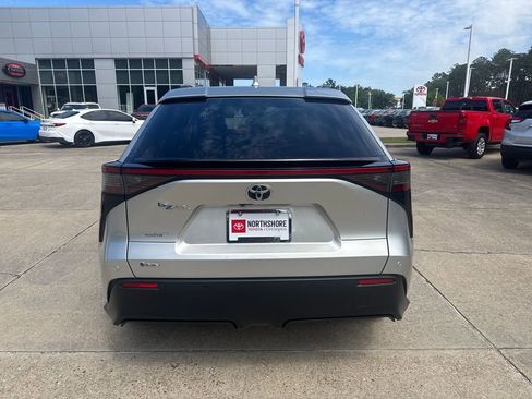 Used 2024 Toyota bZ4X XLE image 5