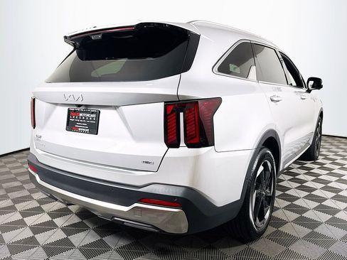 Used 2025 Kia Sorento SX Prestige image 7