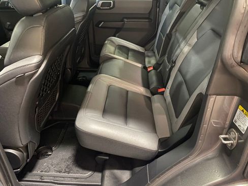 Used 2024 Ford Bronco Big Bend image 16