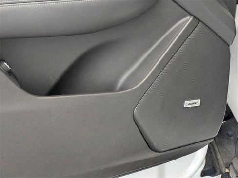 Used 2023 Cadillac XT6 Luxury image 14