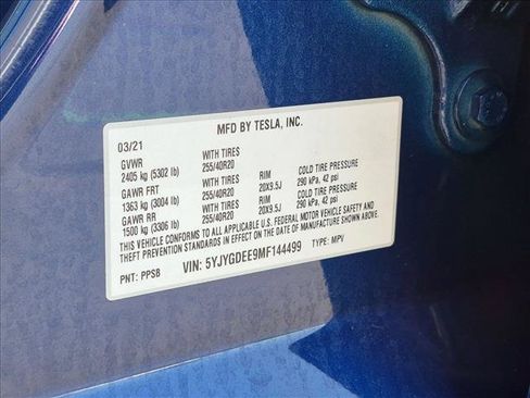 Used 2021 Tesla Model Y Long Range AWD/4WD image 25