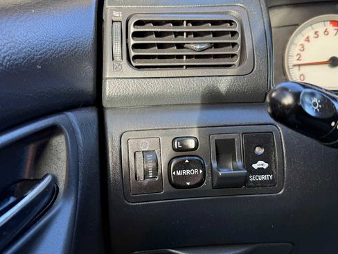 Used 2006 Toyota Corolla S image 14