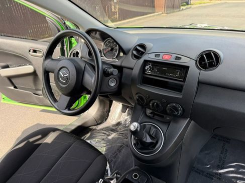 Used 2012 MAZDA MAZDA2 Sport image 15