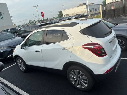 Used 2019 Buick Encore Preferred FWD image 16