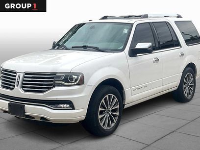 Used 2017 Lincoln Navigator Select