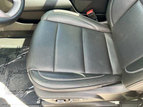 Used 2024 GMC Yukon XL Denali AWD/4WD image 20