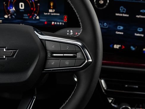 New 2026 Chevrolet Traverse Z71 w/ Driver Confidence Package image 23