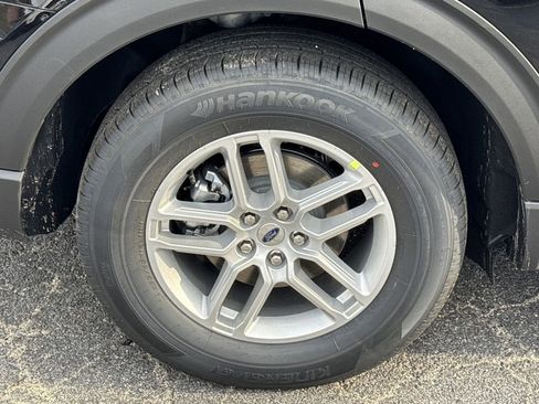 New 2026 Ford Explorer Active image 17
