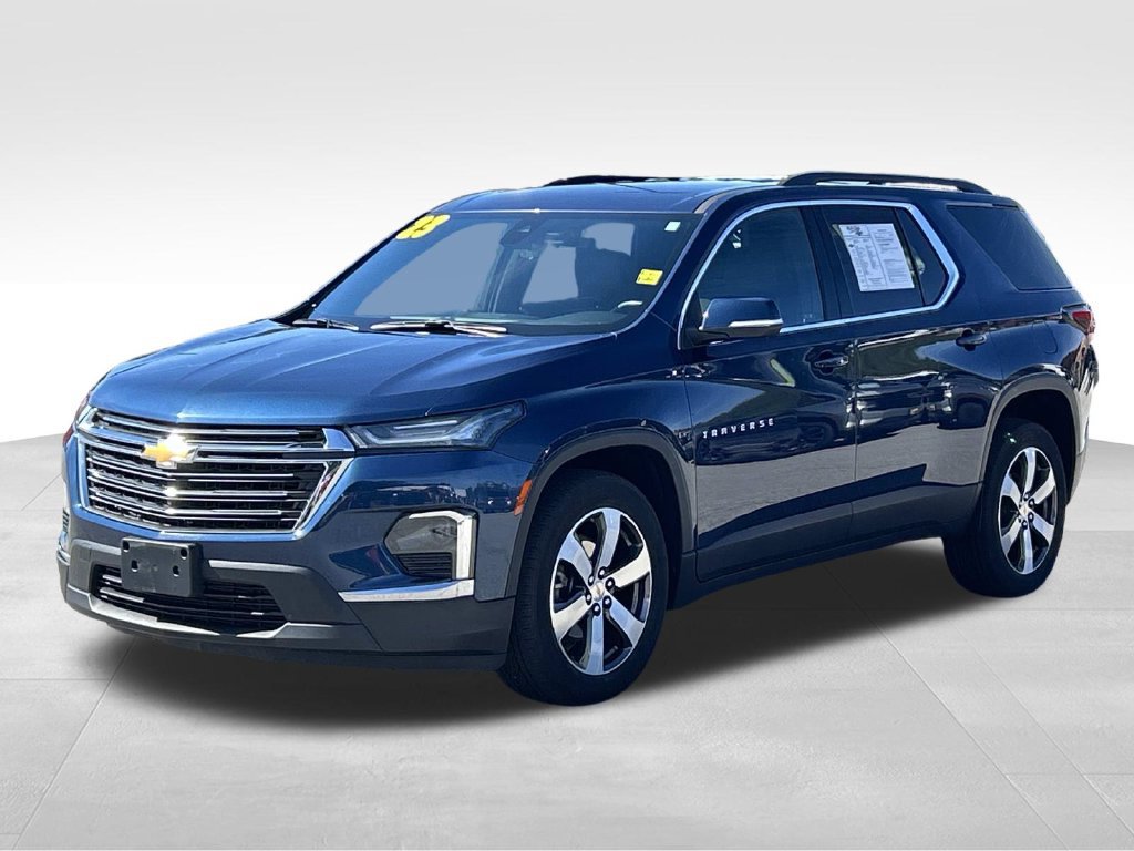 Used 2023 Chevrolet Traverse LT w/ LT Premium Package AWD/4WD image 8