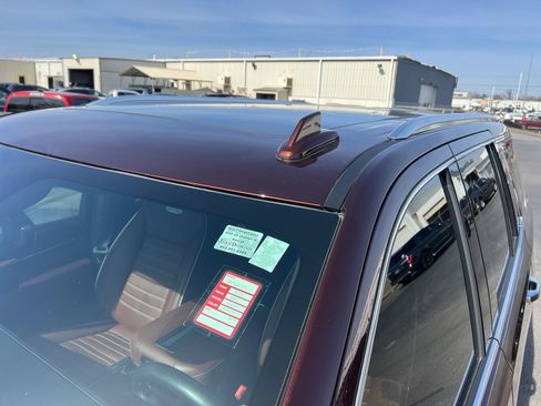 Used 2023 GMC Yukon Denali Ultimate image 7