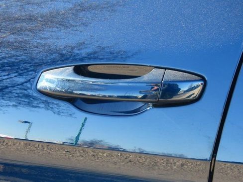 Used 2023 Volkswagen Atlas SE image 23