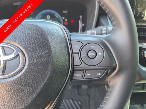 Used 2025 Toyota Corolla Cross AWD Hybrid w/ Convenience Package image 31