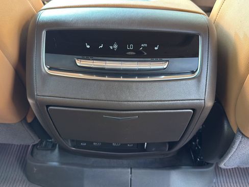 Used 2026 Cadillac Escalade Luxury w/ Touring Package AWD/4WD image 32