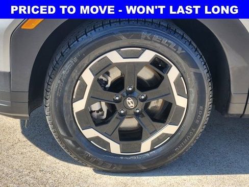 Used 2024 Hyundai Santa Fe SEL image 17