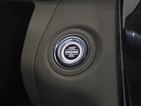 Certified 2020 Mercedes-Benz GLC 300 image 35