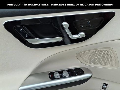 Used 2025 Mercedes-Benz C 300 4MATIC Sedan image 15