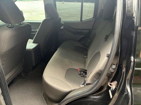 Used 2015 Nissan Xterra S w/ Value Package RWD image 19