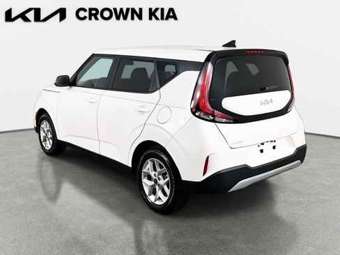 Certified 2025 Kia Soul LX w/ LX Technology Package image 7