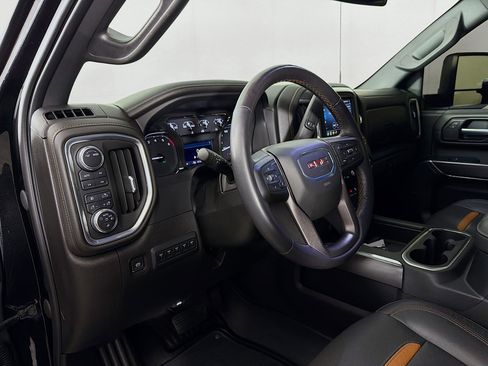 Used 2022 GMC Sierra 2500 AT4 w/ Gooseneck/5TH Wheel Package image 10