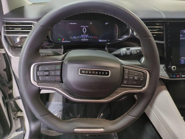 Used 2022 Jeep Wagoneer Series III AWD/4WD image 18