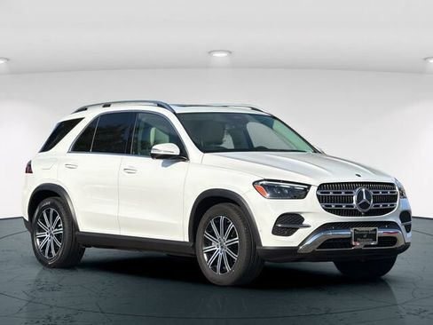Certified 2025 Mercedes-Benz GLE 350 4MATIC image 9