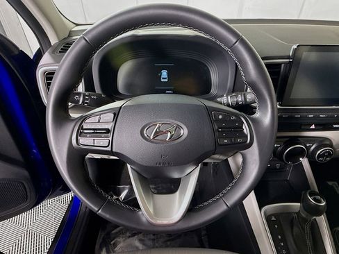Certified 2024 Hyundai Venue SEL FWD image 21